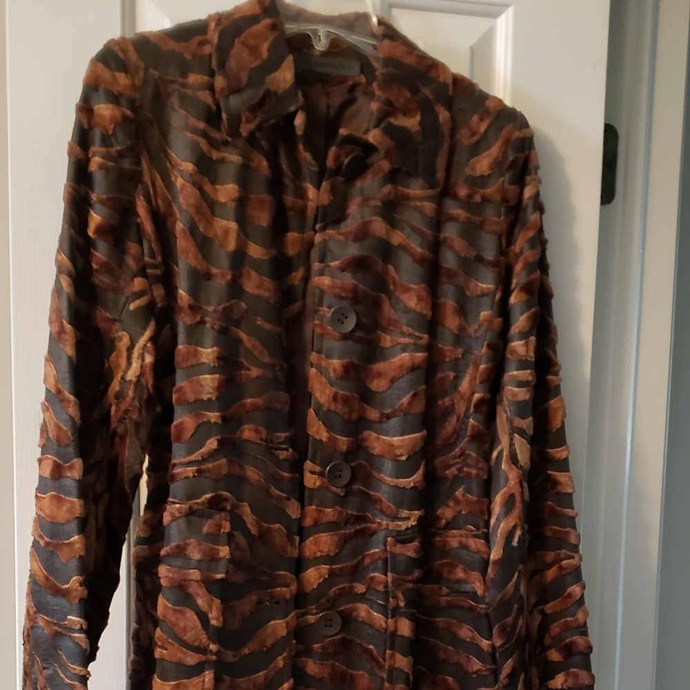 Jacket - Picture 2 of 5